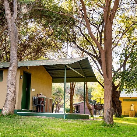 Zambezi Mubala Campsite Katima Mulilo Phòng bức ảnh