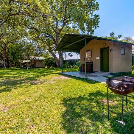 Zambezi Mubala Campsite Katima Mulilo Phòng bức ảnh